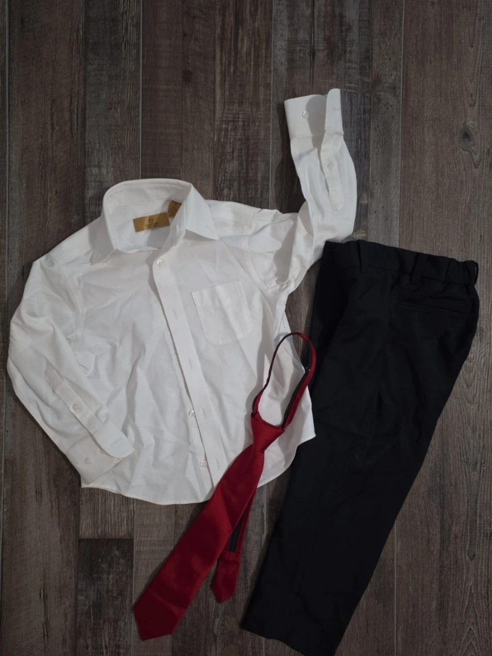 Classic Club Boys 3 Piece Set NWOT